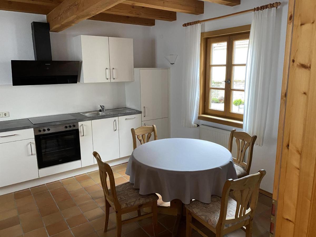 Gaestehaus Winzerhof Bader Heuchelheim-Klingen エクステリア 写真