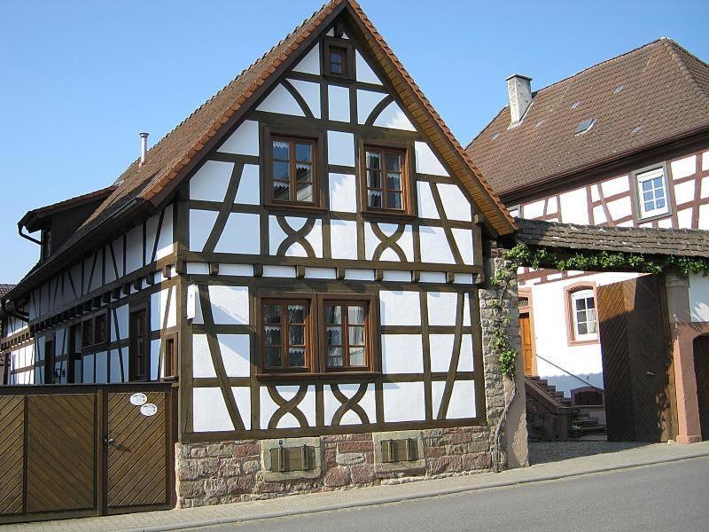 Gaestehaus Winzerhof Bader Heuchelheim-Klingen エクステリア 写真